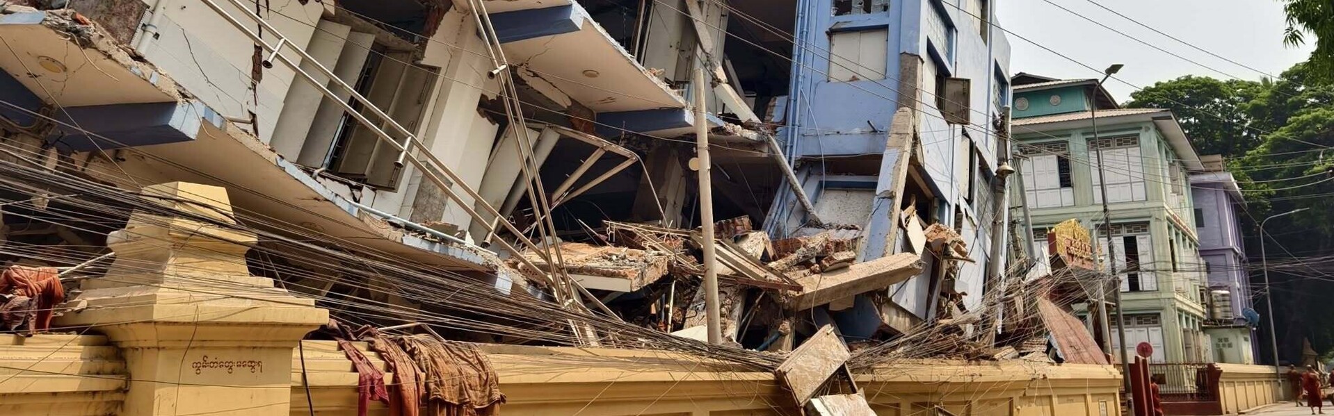 Zerstörung nach Erdbeben in Myanmar
