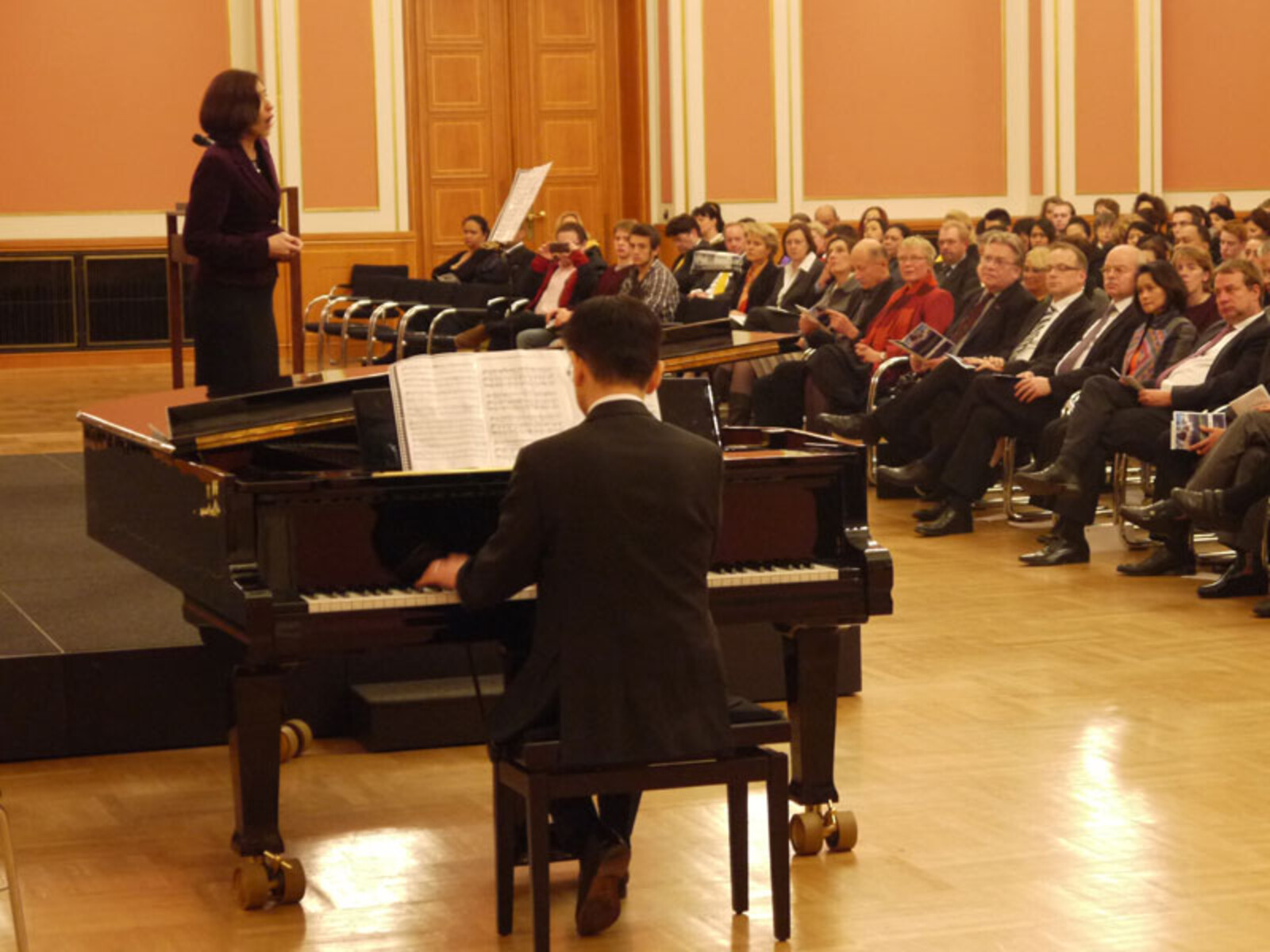 Das Publikum lauschte an diesem Abend Stücken von Bach, Schubert und Malotte