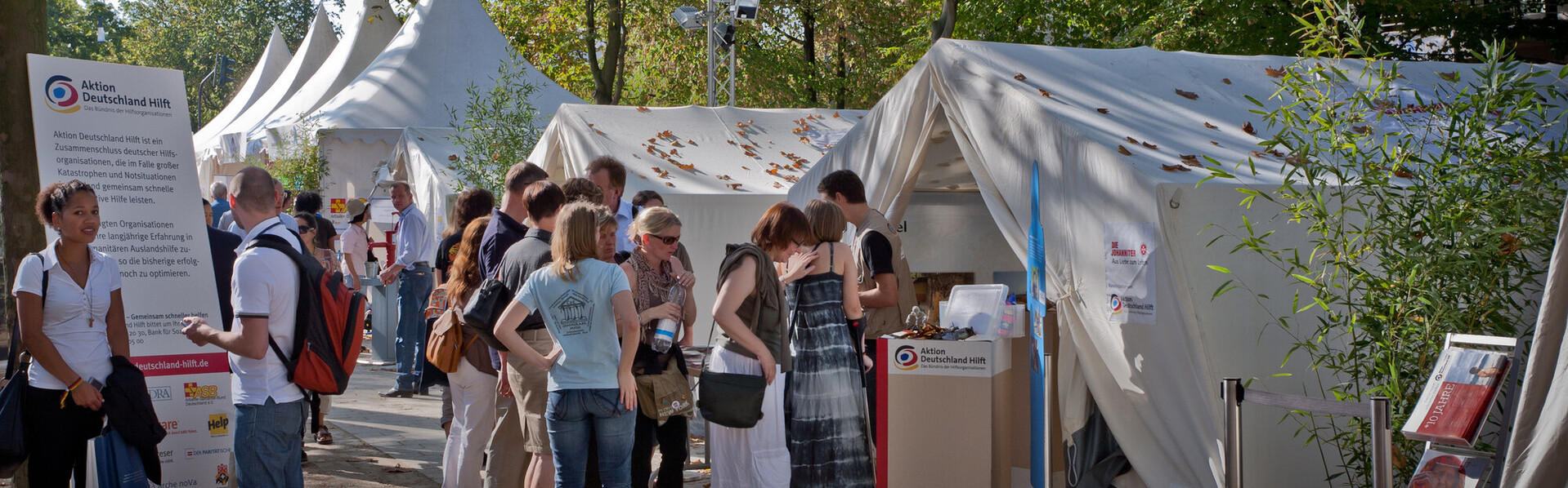 Bürgerfest zum Tag der Deutschen Einheit in Frankfurt: Aktion Deutschland Hilft informiert über Flüchtlingshilfe
