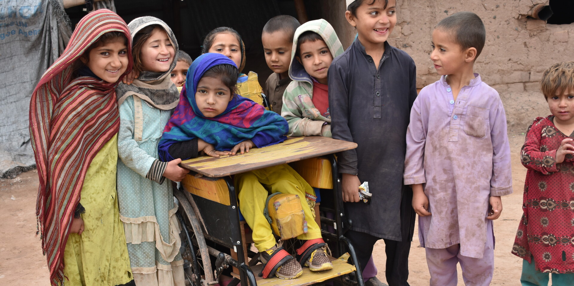 Kinder beim Besuch einer Kinderbetreuung von Handicap International in Pakistan Kinder beim Besuch einer Kinderbetreuung von Handicap International in Pakistan