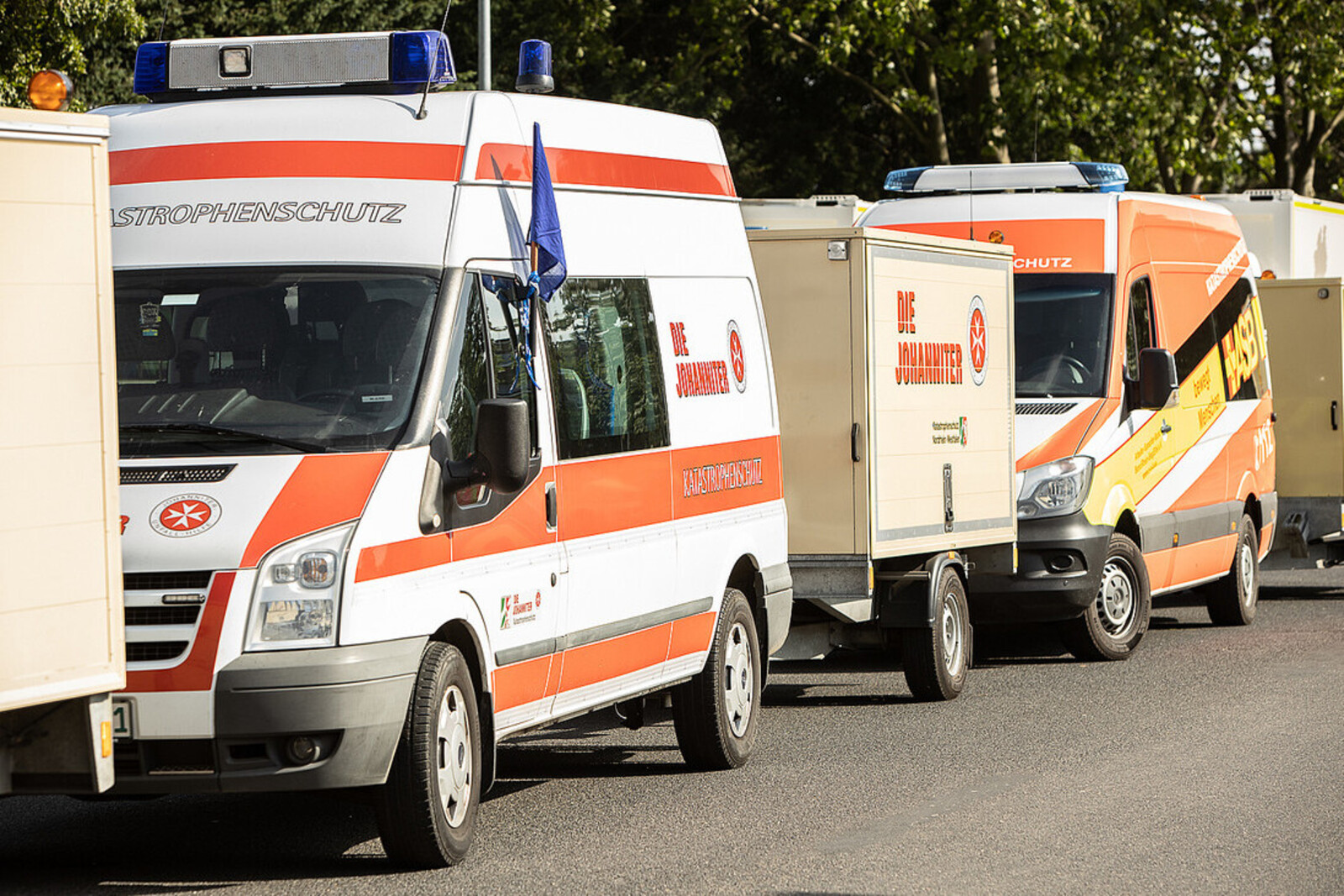 Rettungsdienste beim Hilfseinsatz nach dem Hochwasser in Deutschland 2021