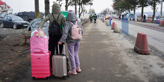 Zwei Kinder aus der Ukraine in Rumänien 