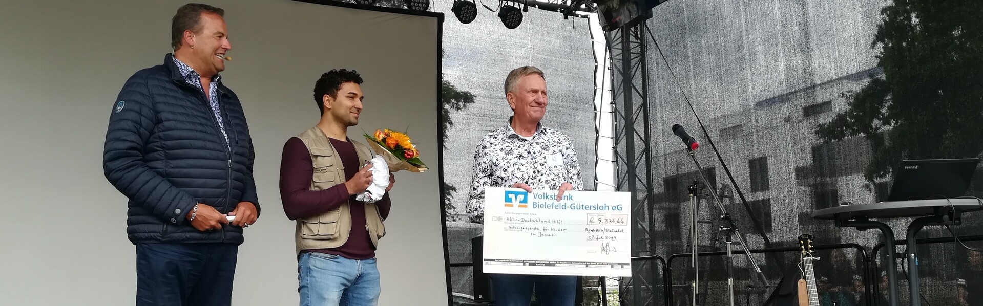 Uwe Jauer auf der öffentlichen symbolischen Scheckübergabe