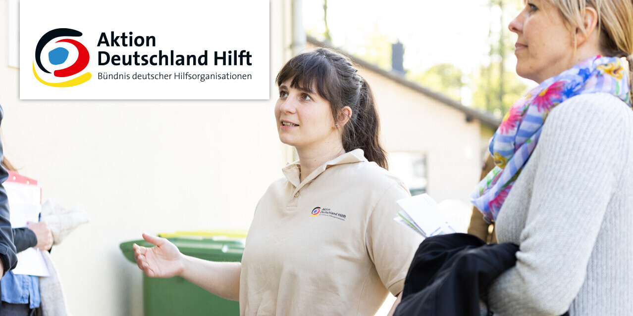 Tanja Rerich bei einem Projektbesuch im Ahrtal