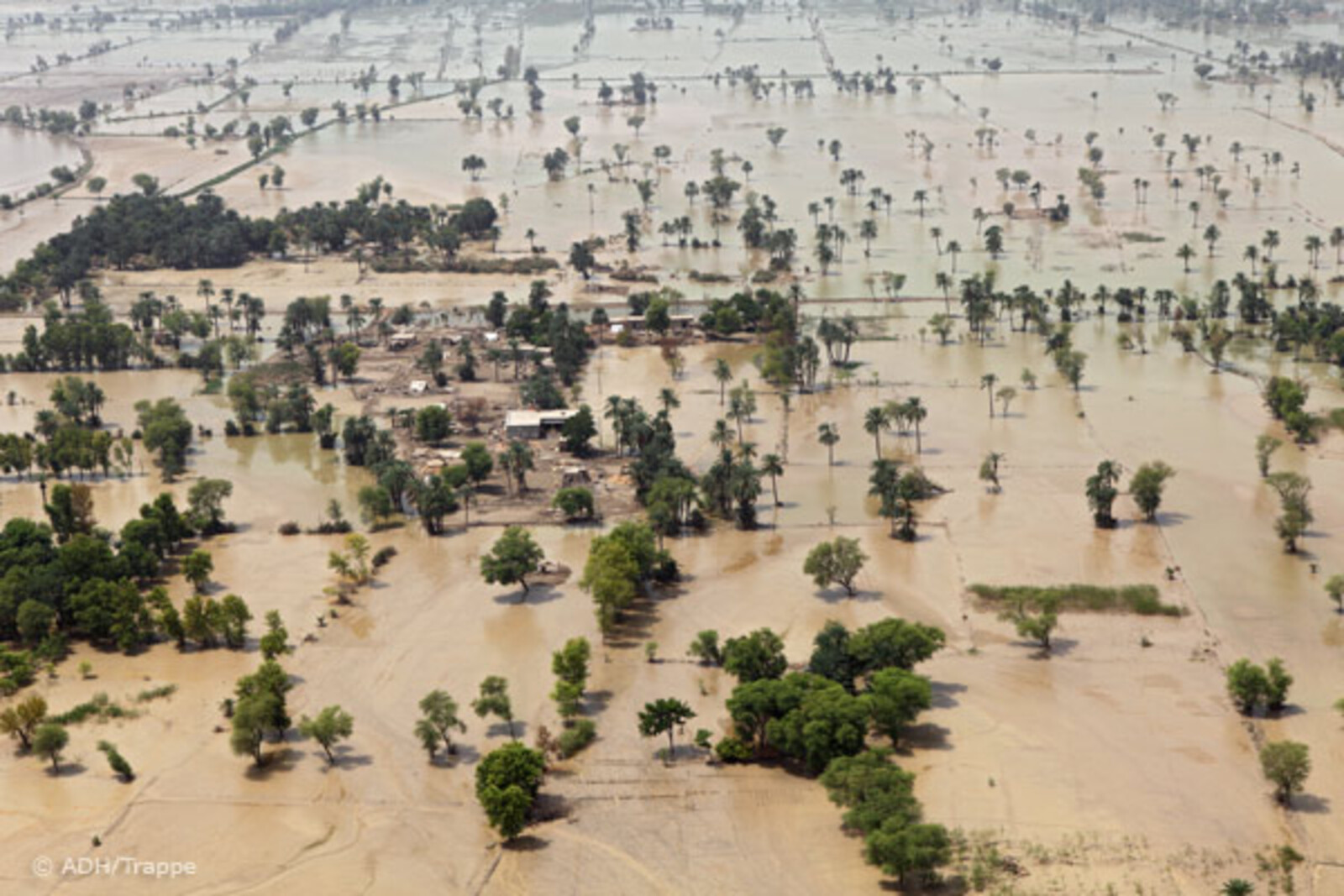 Flut Pakistan: Blick auf überflutete Gebiete im Süden am 31.08.2010