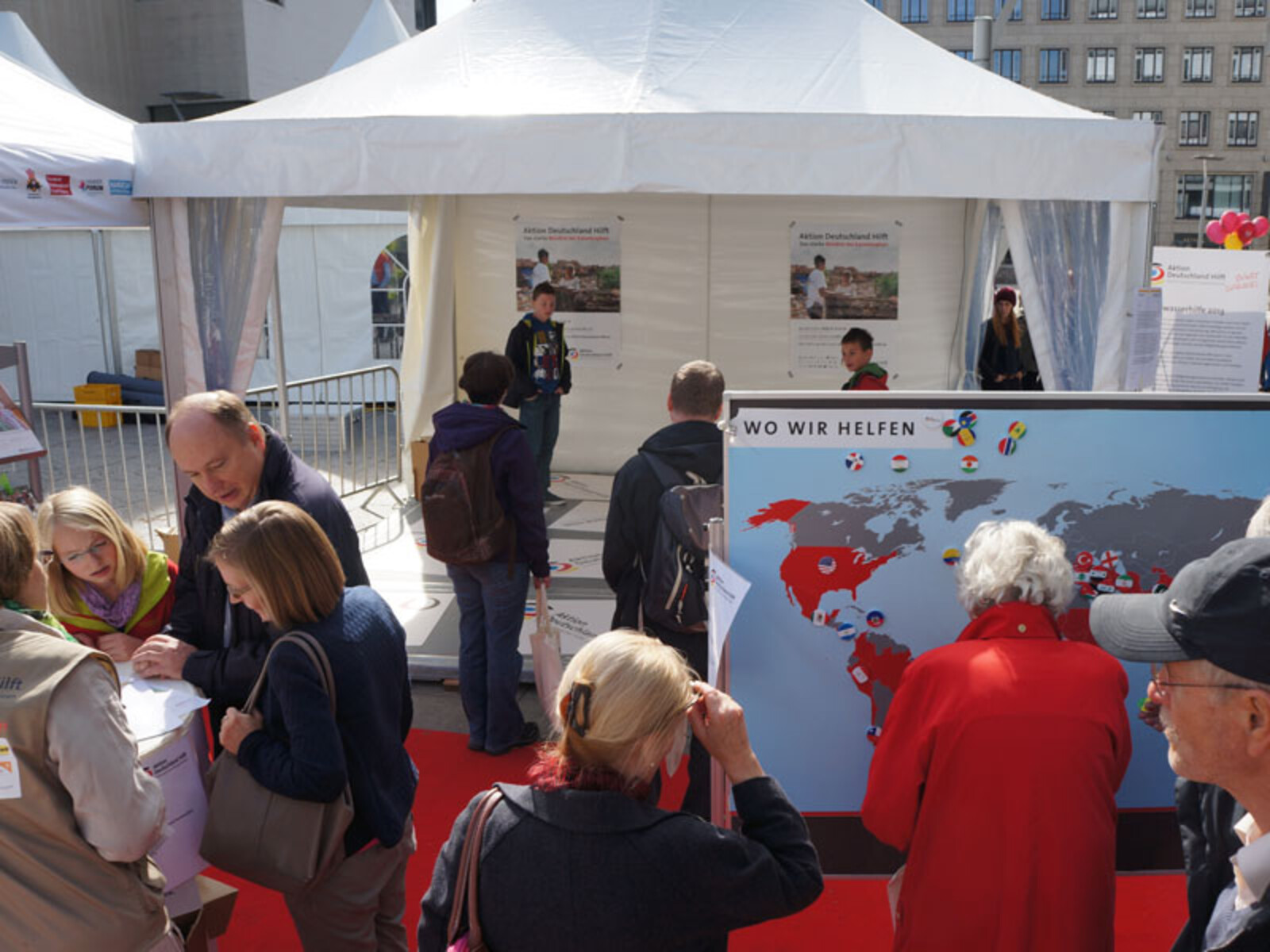 Die Besucherinnen und Besucher hatten Spaß an dem breiten Angebot an Mitmachaktionen