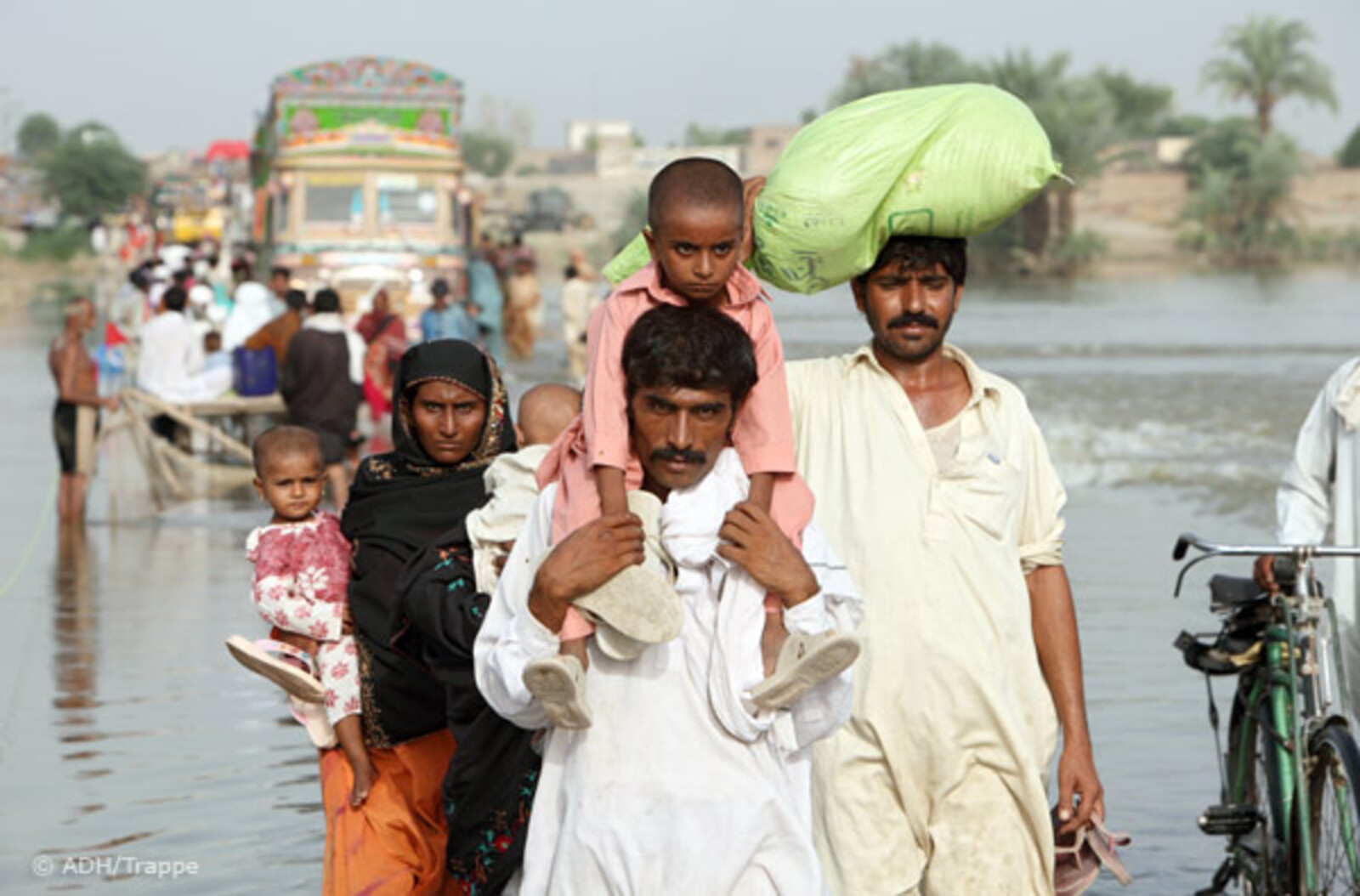 Flut Pakistan: Flüchtlinge