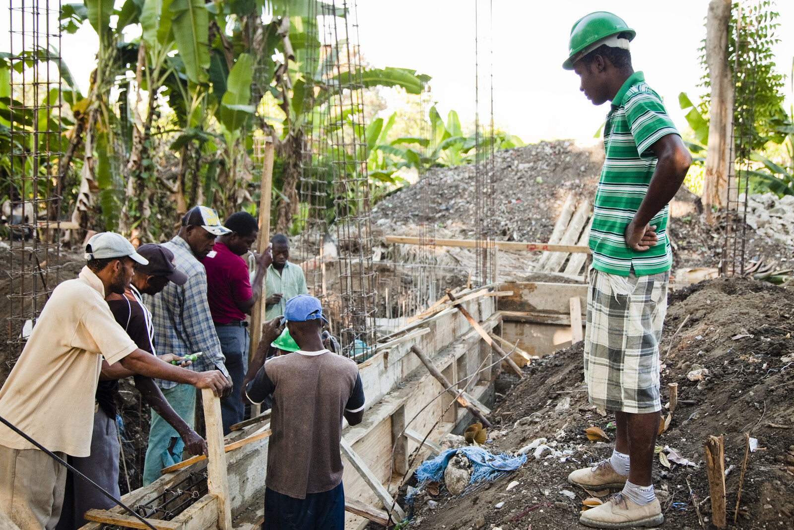 Unsere Bündnisorganisationen unterstützen die Menschen in Haiti nach dem schweren Erdbeben 2010 beim Wiederaufbau.