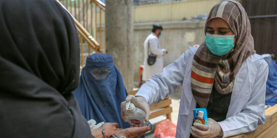 Bündnisorganisationen helfen in Afghanistan - etwa die Johanniter und Handicap International