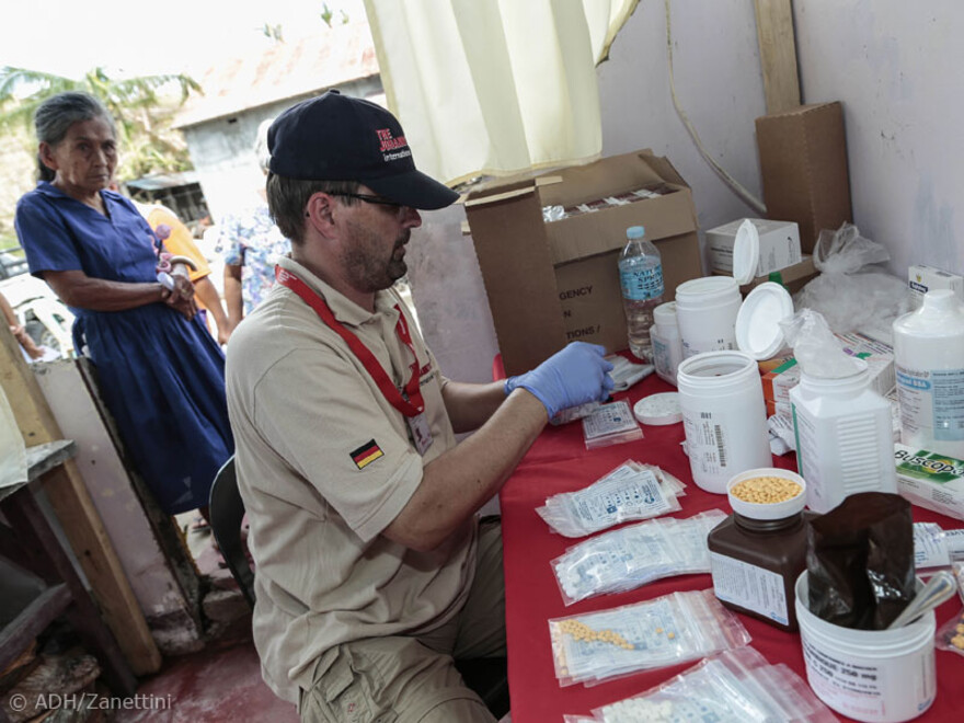 Das Team der Johanniter unterstützt das örtliche Krankenhaus in Ormoc
