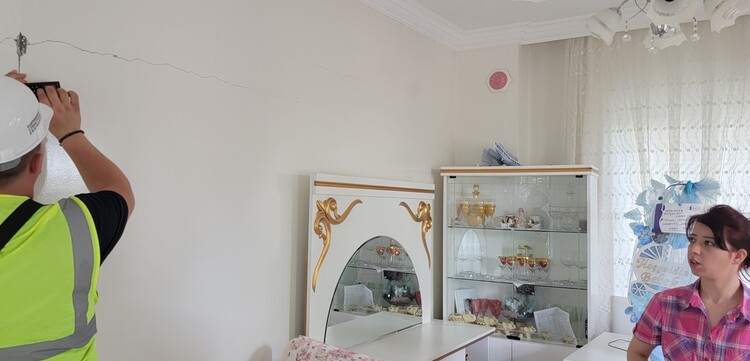 Habitat for Humanity hilft in der Türkei beim Wiederaufbau der Häuser Habitat for Humanity hilft in der Türkei beim Wiederaufbau der Häuser