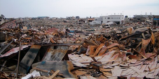 Symbolbild: Zerstörung in Japan nach dem Tsunami 2011 © Help – Hilfe zur Selbsthilfe 