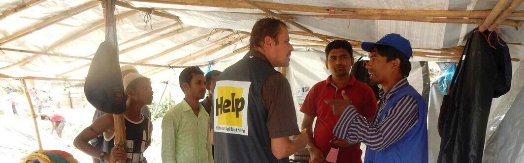 Nothilfe-Camp von Help in Myanmar/Bangladesch