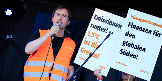 Sven Harmeling von CARE setzt sich für den Klimaschutz ein