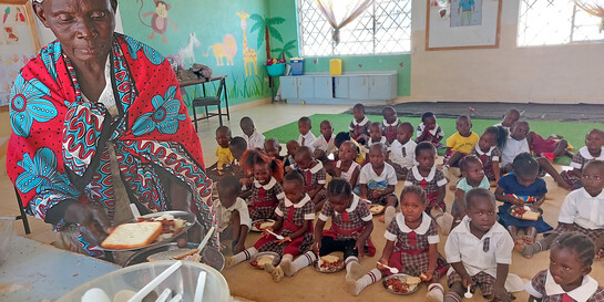 Hilfsprojekt für Kinder von TERRA TECH in einer Schule in Kenia