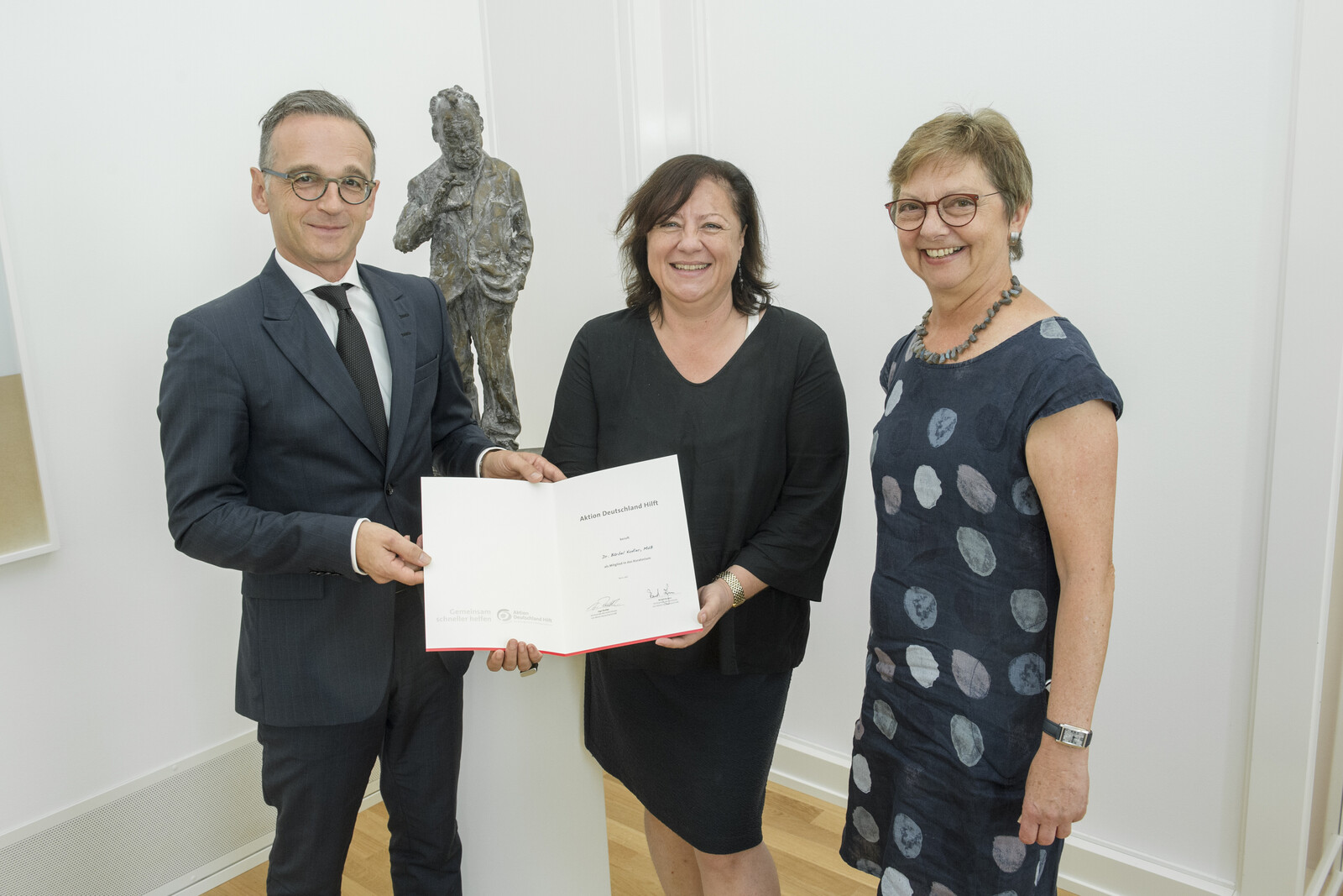 Feierliche Amtsübernahme in Berlin (v.l.): Außenminister Heiko Maas, MdB Bärbel Kofler, Manuela Roßbach