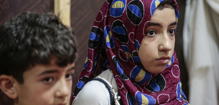 Syrische Kinder, die in den Libanon geflohen sind Syrische Kinder, die in den Libanon geflohen sind