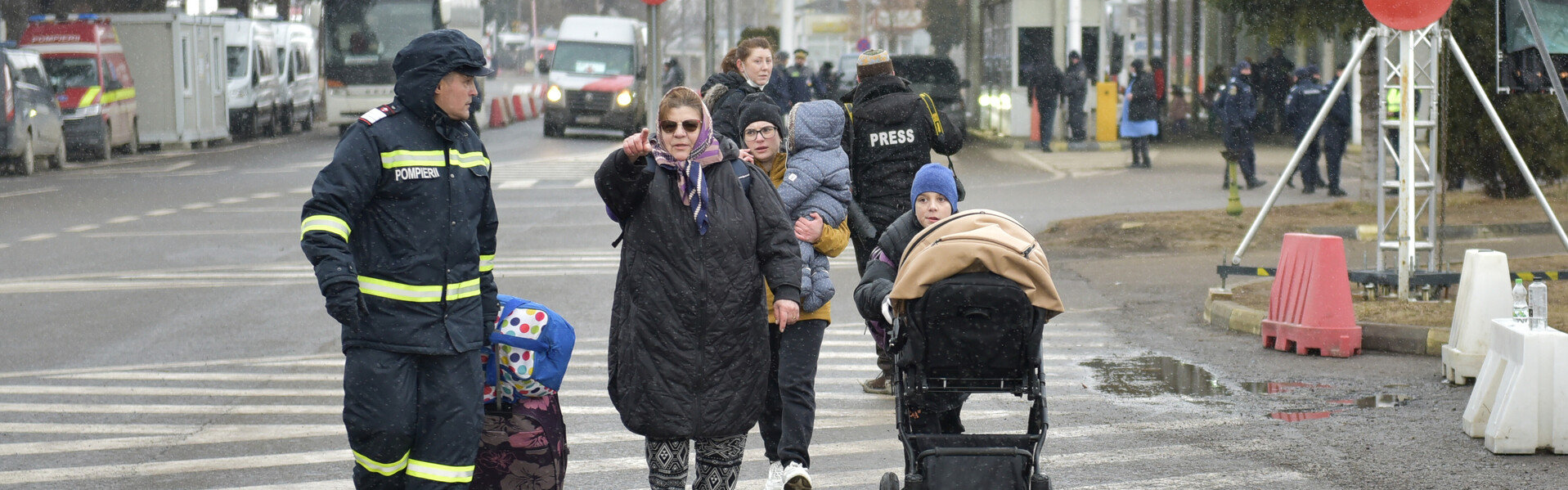 In der Grenzstadt Siret in Rumänien werden Geflüchtete von Freiwilligen der rumänischen Malteser empfangen und versorgt