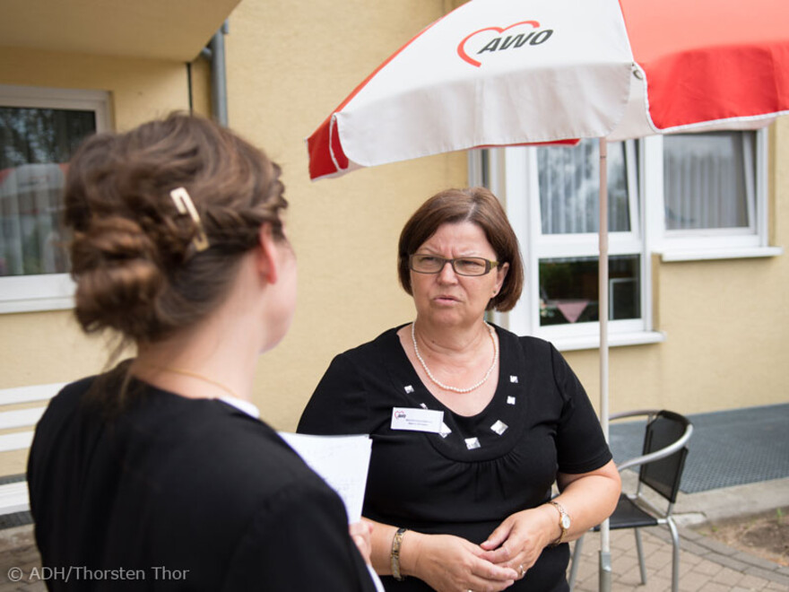 014-bs-hochwasser-okt-14 Während dieser Zeit diente die Turnhalle der Hahnemannschule in Köthen als Altenheim