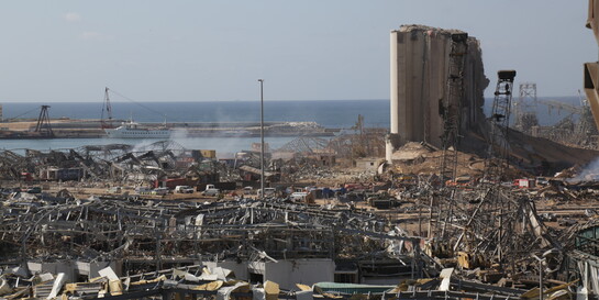 Der Getreidespeicher am Hafen von Beirut nach der Explosion