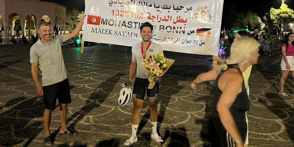 Nach 15 Tagen erreicht Malek das Ziel seiner Radtour
