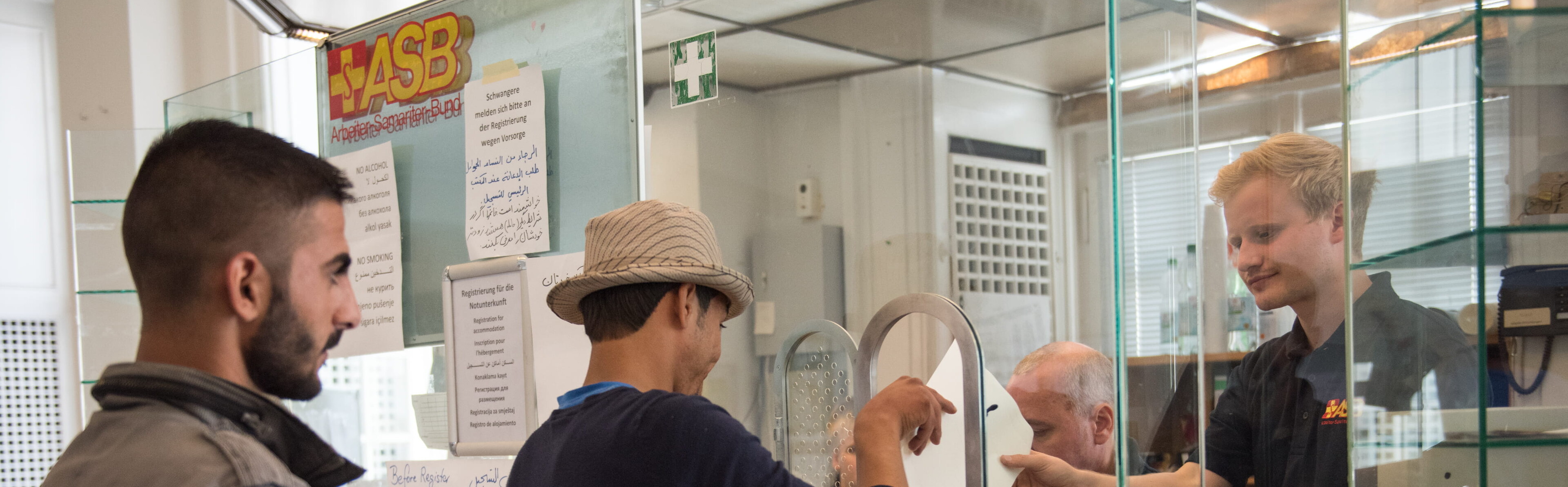 Unsere Bündnismitglieder untersützen Flüchtlinge auch in Deutschland