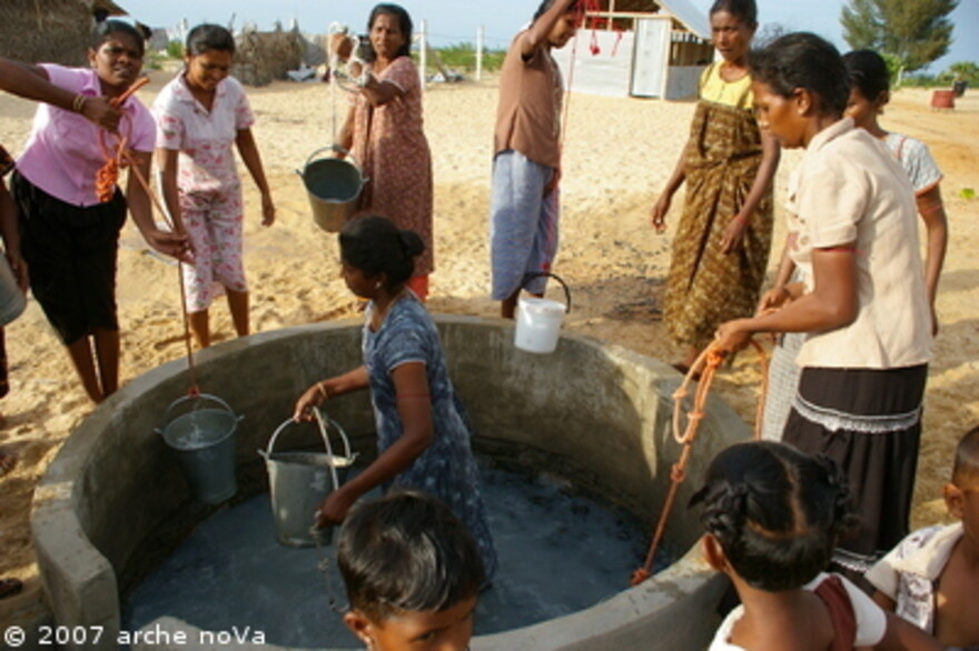 Sri Lanka: Reinigung eines Beckens