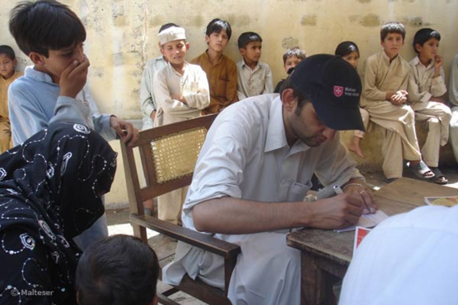 arzt-mobile-klinik Flut Pakistan: Arzt in mobiler Klinik