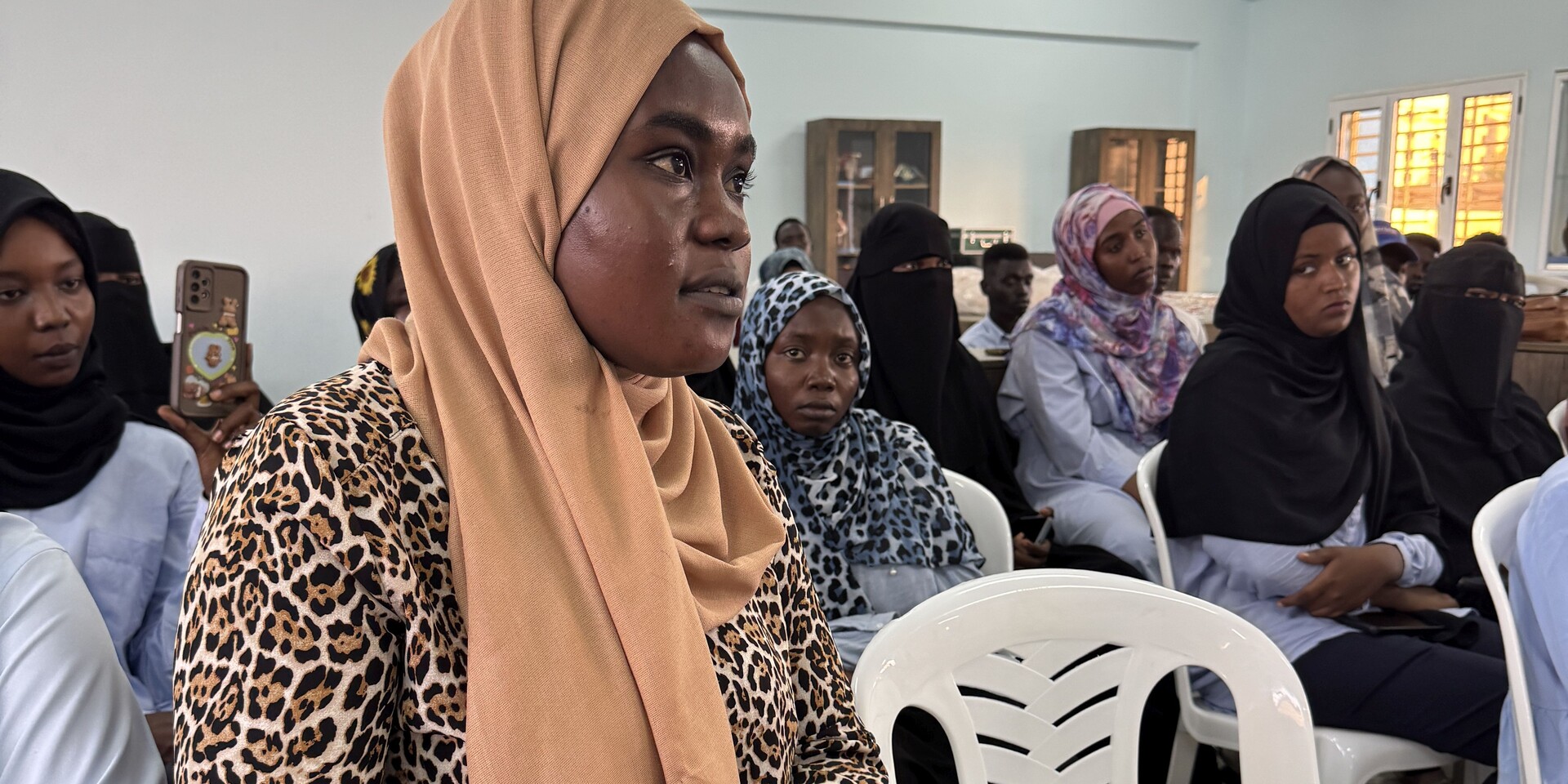 Layla bei einer Schulung über Notfallversorgung