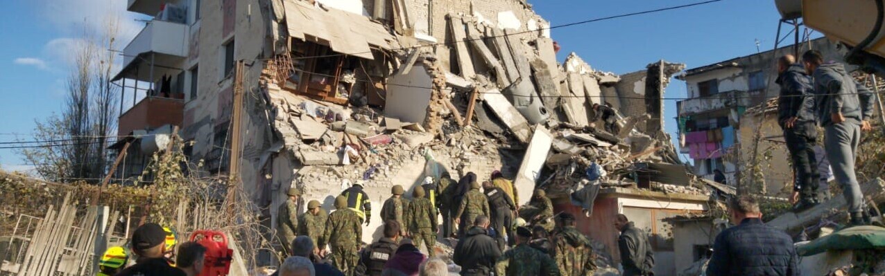 Eingestürzte Häuser nach dem Erdbeben in Albanien
