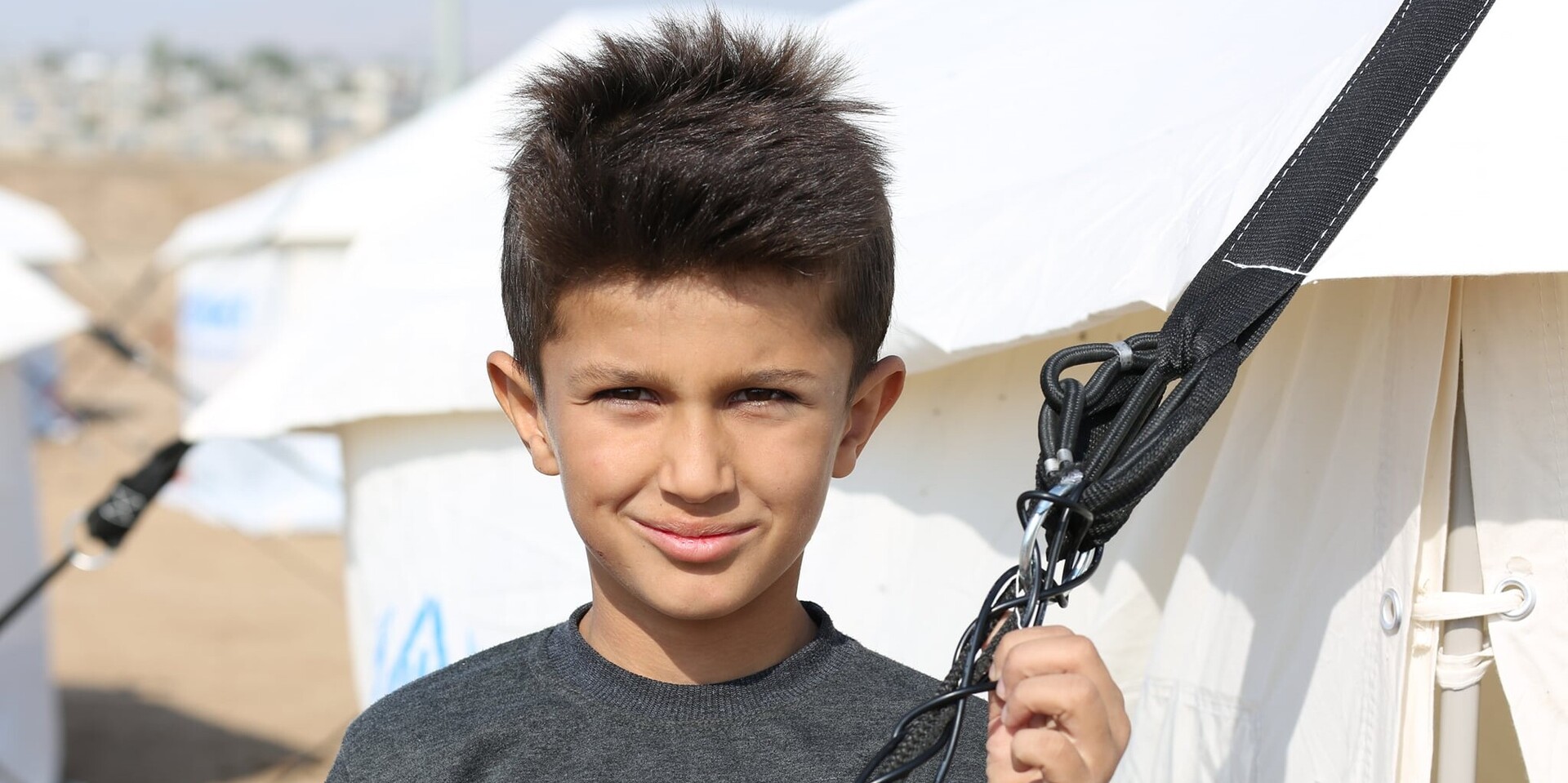 Das Kind Rebaz ist mit seiner Familie aus Syrien in den Irak geflohen Das Kind Rebaz ist mit seiner Familie aus Syrien in den Irak geflohen