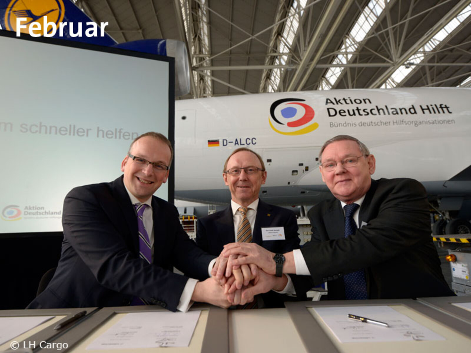 13. Februar – LH Cargo und Aktion Deutschland Hilft unterzeichnen Kooperationsvertrag