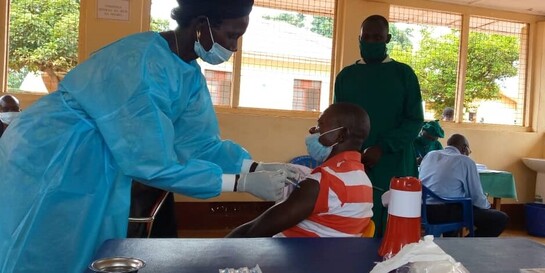 Malteser International unterstützen Impfungen für Geflüchtete in der DR Kongo