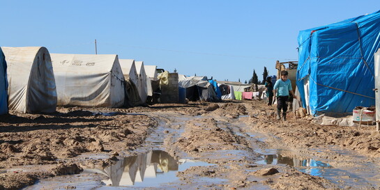 Kinder in einem Flüchtlingscamp in Idlib, Syrien