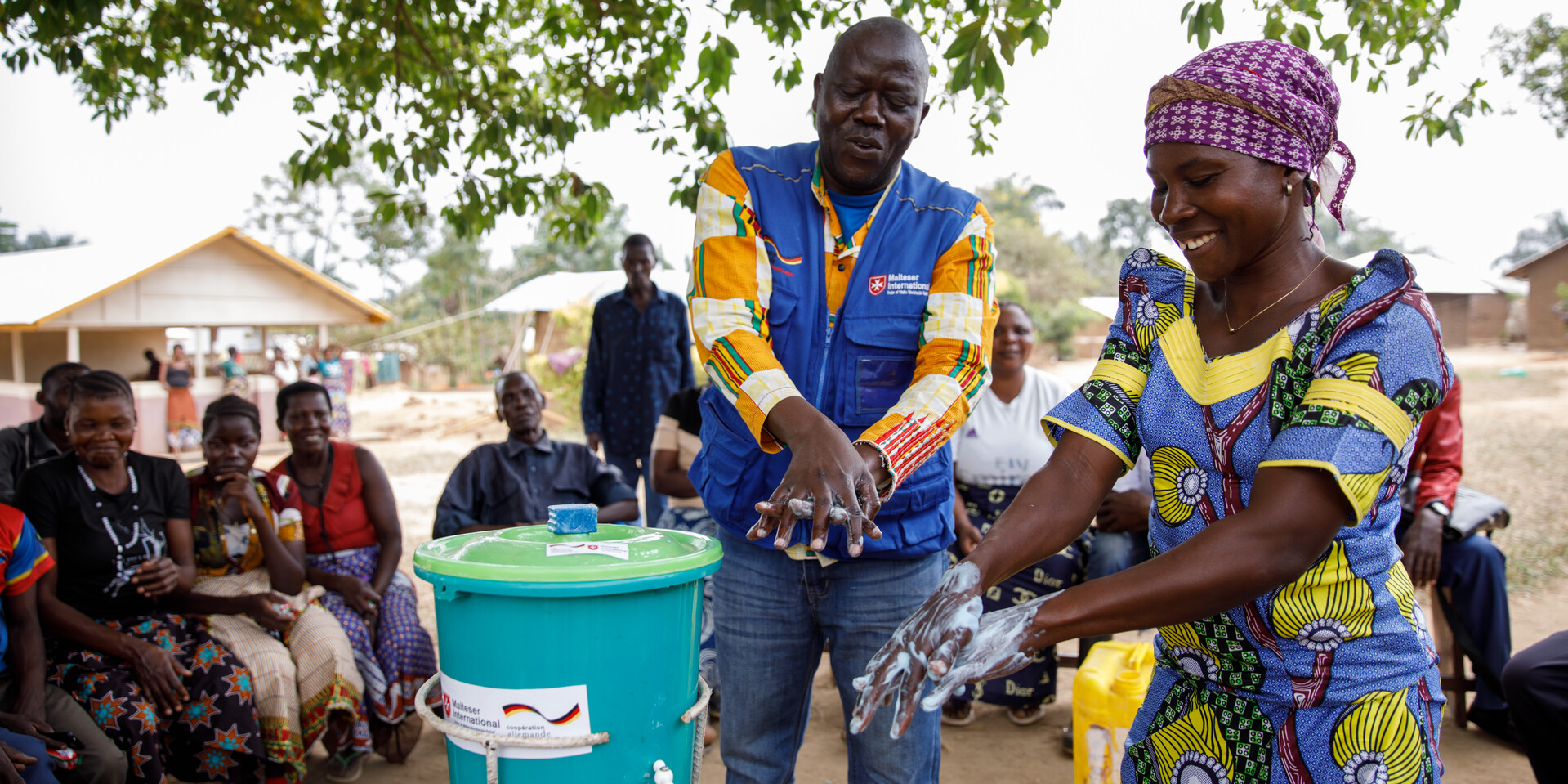 Kayeny hat sich zur Community Health Workerin fortgebildet und gibt ihr Wissen an ihre Gemeinde weiter Kayeny hat sich zur Community Health Workerin fortgebildet und gibt ihr Wissen an ihre Gemeinde weiter