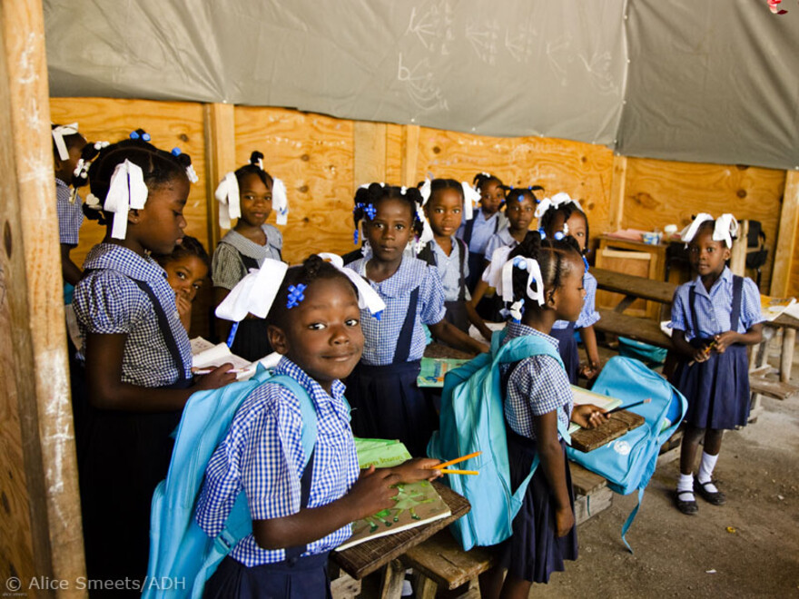 006-800-bildung-6 Nach dem Erdbeben in Haiti: Kinder im Klassenraum