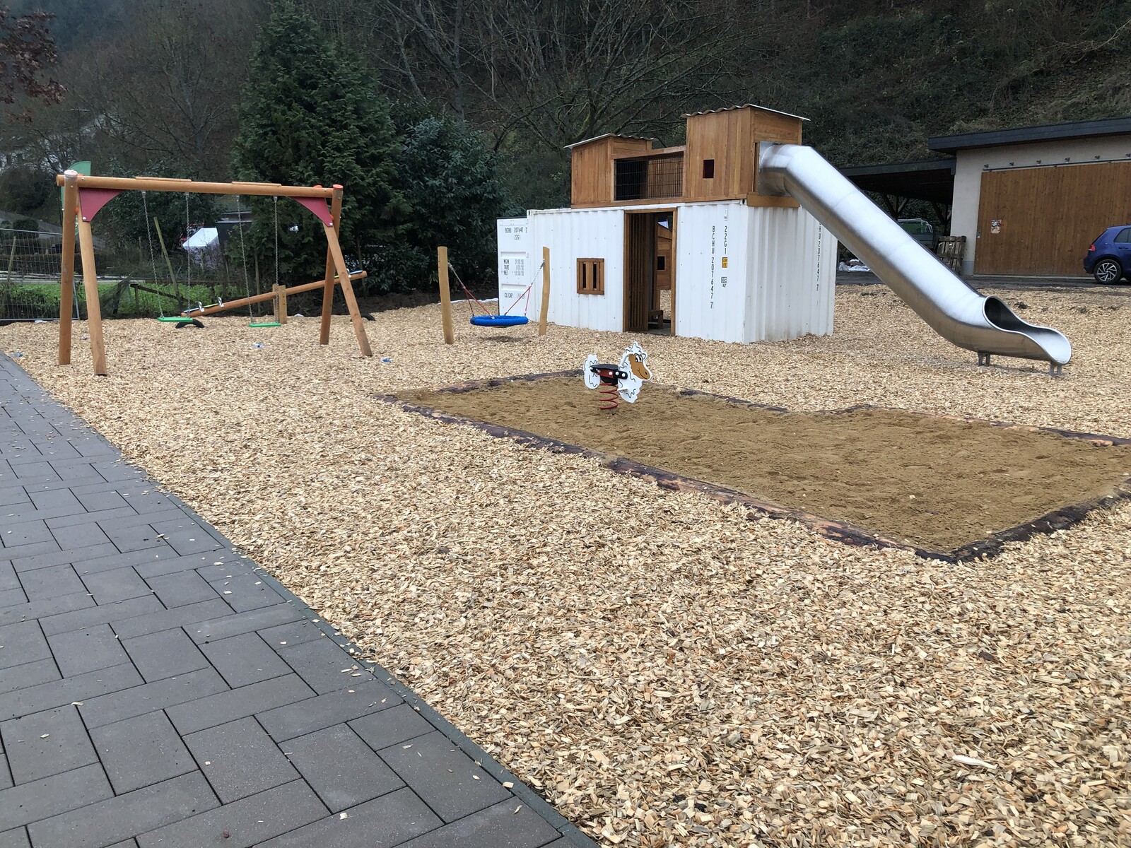 Für Kinder der Hochwasserkatastrophe entstand in Rech ein neuer Spielplatz