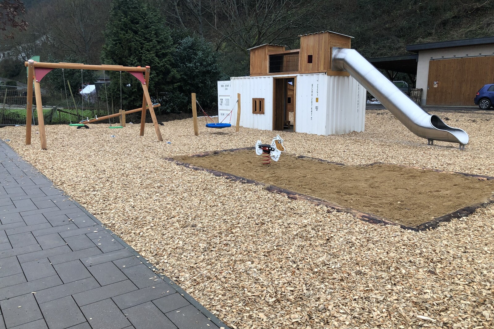 Für Kinder der Hochwasserkatastrophe entstand in Rech ein neuer Spielplatz