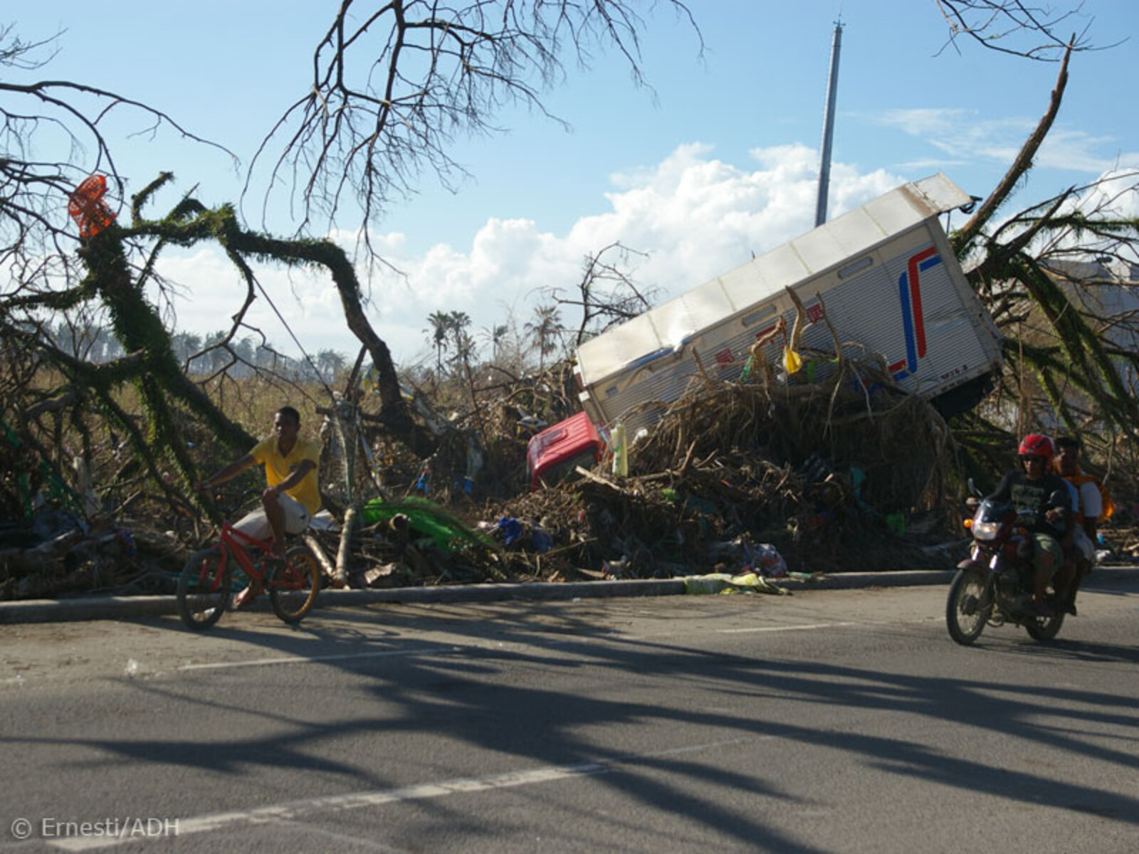 Auch in Palo hat der Taifun seine zerstörerischen Spuren hinterlassen