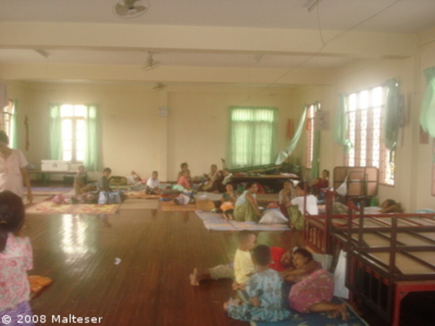 Zyklon Myanmar: Im Camp