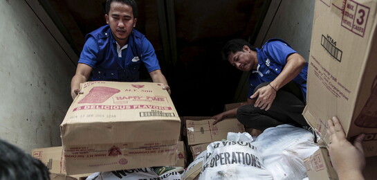 Hilfsorganisationen von Aktion Deutschland Hilft bereiten sich auf einen Hilfseinsatz auf den Philippinen vor. Dort bedroht Taifun Mangkhut Millionen Menschen (Archivbild)