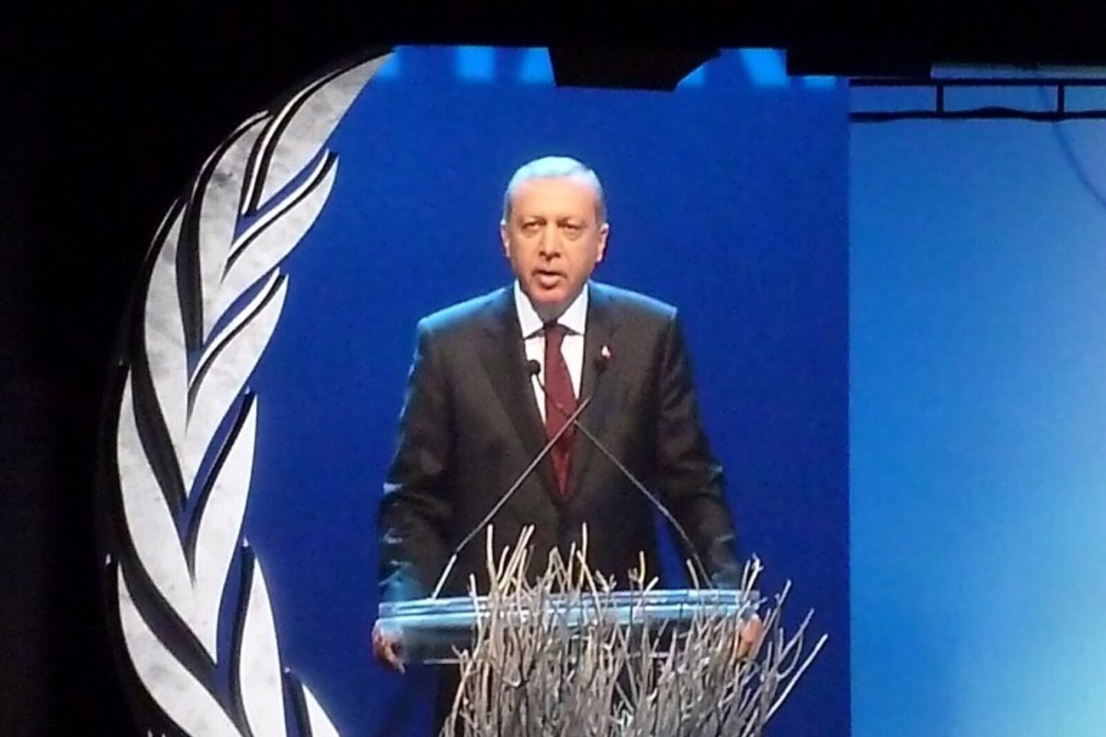Recep Tayyip Erdogan hält eine Rede auf dem World Humanitarian Summit zu humanitärer Hilfe.