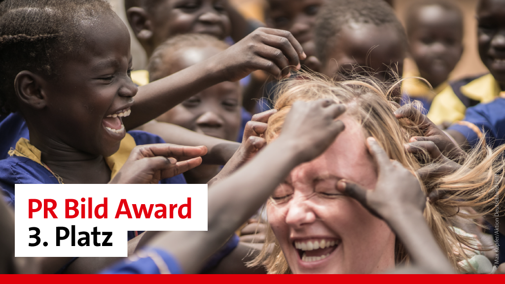 "In der Mitte": Das ist der Titel dieses Bildes. Aufgenommen im Südsudan und nun ausgezeichnet beim PR-Bild Award.