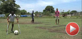 Help baut Fußball-Schule in Haiti