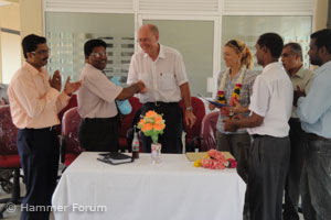 Erst die Welle, dann der Krieg