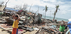 Eine Benefizmatinee Berliner Künstler für die Opfer des Taifuns „Haiyan“ auf den Philippinen