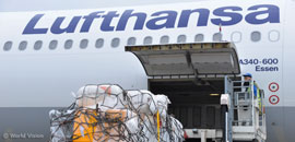 Lufthansa fliegt 25 Tonnen Hilfsgüter nach Manila