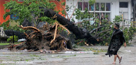 CARE bereitet Nothilfe nach Wirbelsturm Haiyan vor 