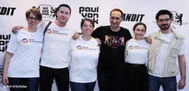 Paul van Dyk mit dem Team von Aktion Deutschland Hilft