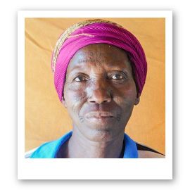 Aicha aus Burkina Faso und ihre Familie haben Hilfe erhalten, Help – Hilfe zur Selbsthilfe/Burkina Faso